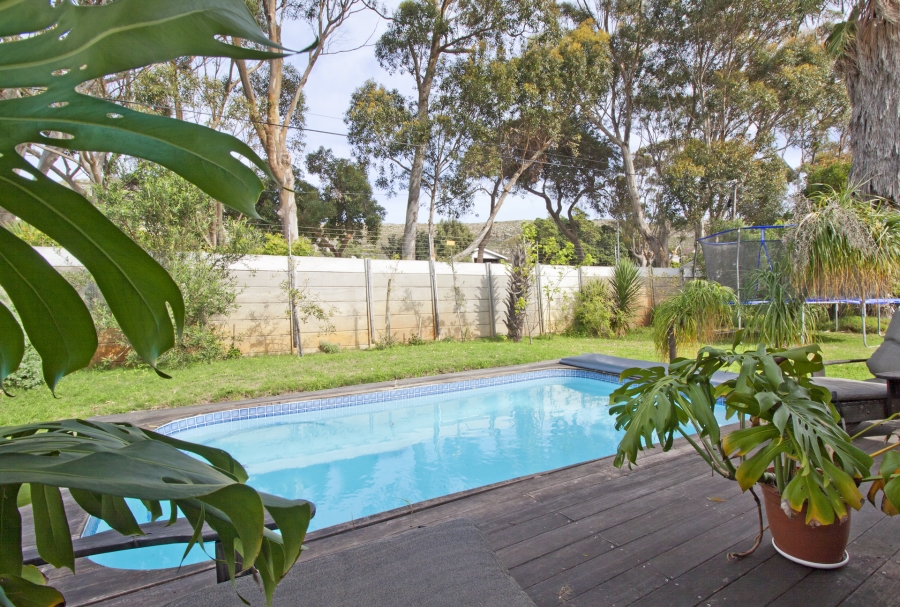 3 Bedroom Property for Sale in Kommetjie Western Cape